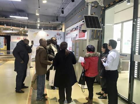 尼日利亚代表团到1号娱乐科技访问交流1