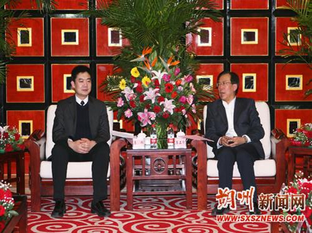 市委副书记、代市长李正印会见1号娱乐科技工业公司董事长李玮