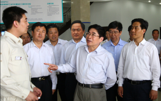 时任省委书记袁纯清一行莅临1号娱乐科技视察指导