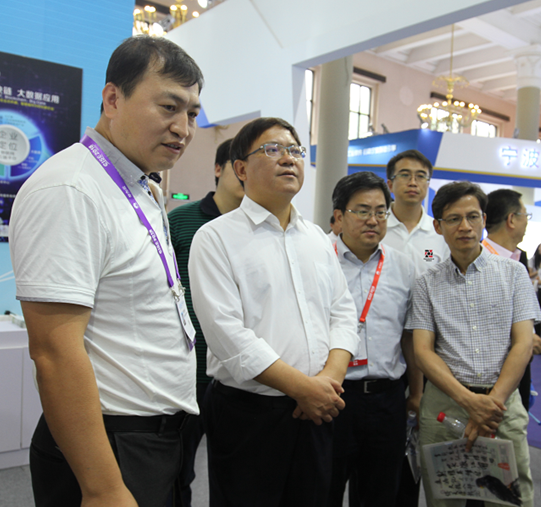 1号娱乐科技惊艳亮相第二十二届中国国际软件博览会3