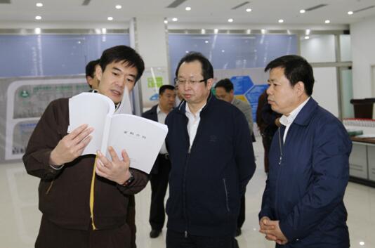 副省长王一新莅临1号娱乐科技物联网云数据中心1