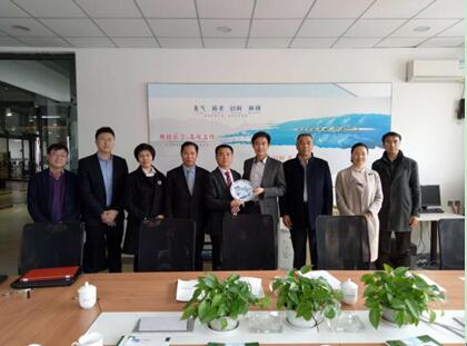 嘉兴市嘉兴港区开发建设管理委员会主任石云良一行考察北京1号娱乐智联公司3