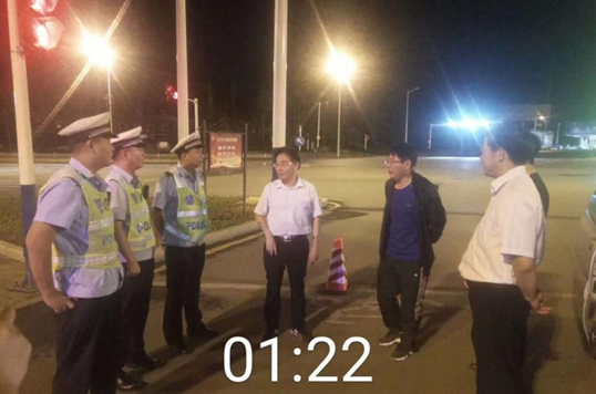 1号娱乐人：十小时一千公里“刘总舵主”的团队有点帅