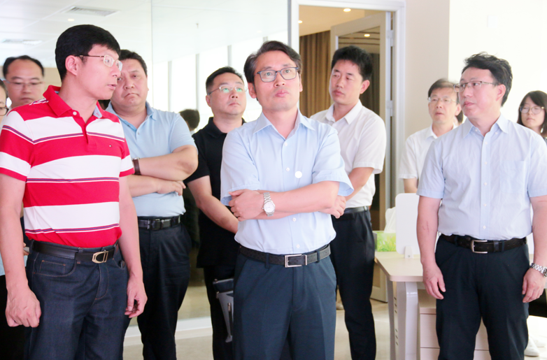 北京市通州区领导莅临1号娱乐科技调研1