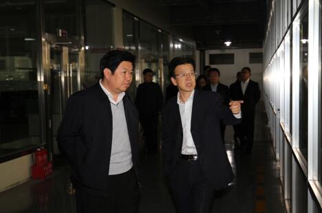 鄂尔多斯市环境保护局领导考察1号娱乐科技大气监测技术7