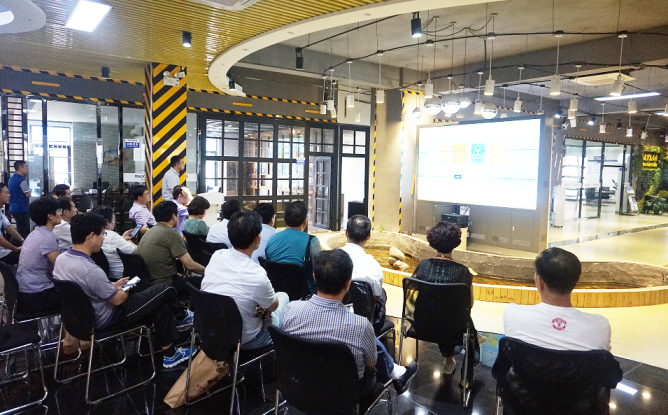 济南市环保局领导在1号娱乐科技考察3