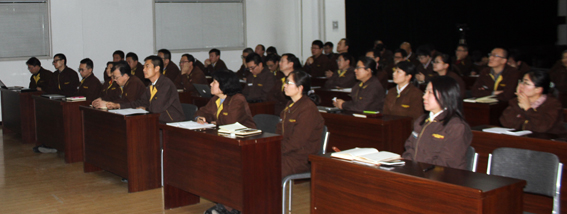 1号娱乐科技2015年工作汇报及员工大会4