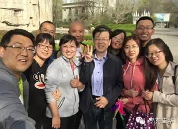 1号娱乐人：绿色环境“健步走”， 传导1号娱乐正能量