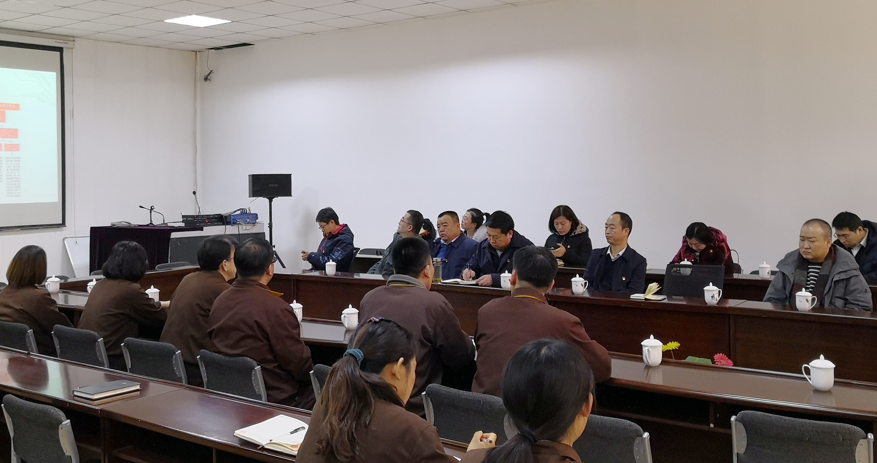 示范区非公党委领导及“双强六好”示范党组织代表调研1号娱乐科技3