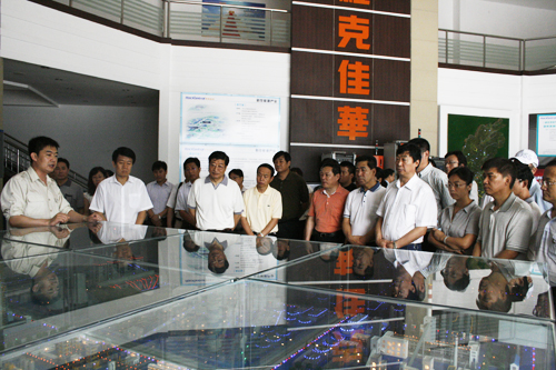 省煤炭运销集团董事长刘建明一行来1号娱乐科技洽谈物联网合作