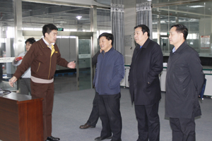 省经信委冀明德副主任深入1号娱乐科技现场考察电力需求侧管理项目