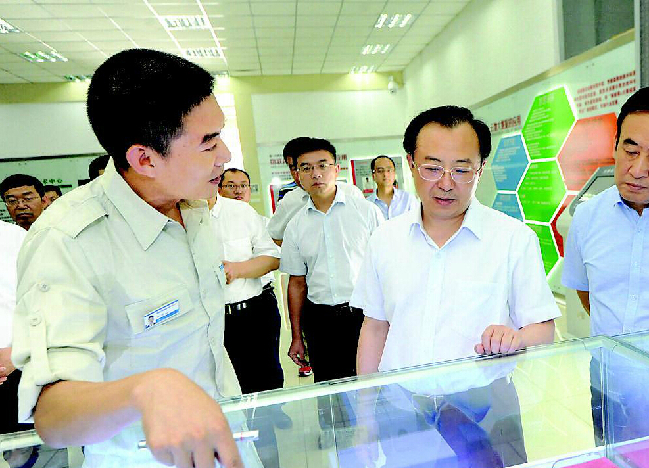 省委常委、市委书记吴政隆在高新区1号娱乐科技工业有限公司调研